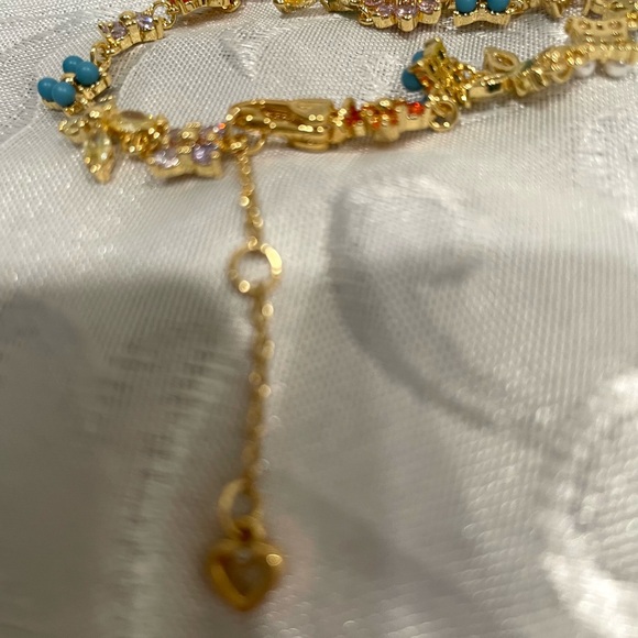 Kate Spade Gold-Tone Multicolor Floral Bracelet with Stones.New - Picture 6 of 8